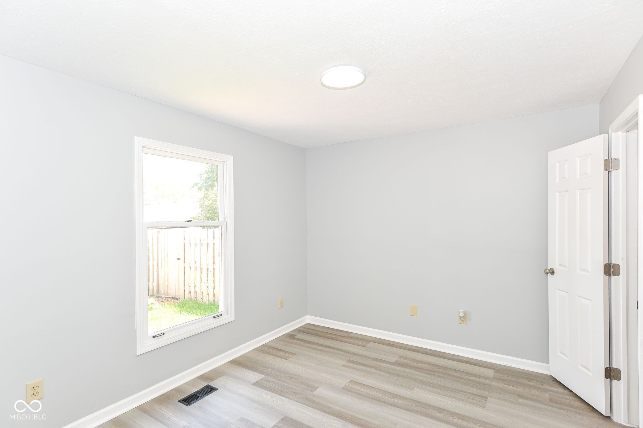 12289 Charing Cross Road Carmel, IN 46033 - Photo 23 of 32 Gallery Image 23