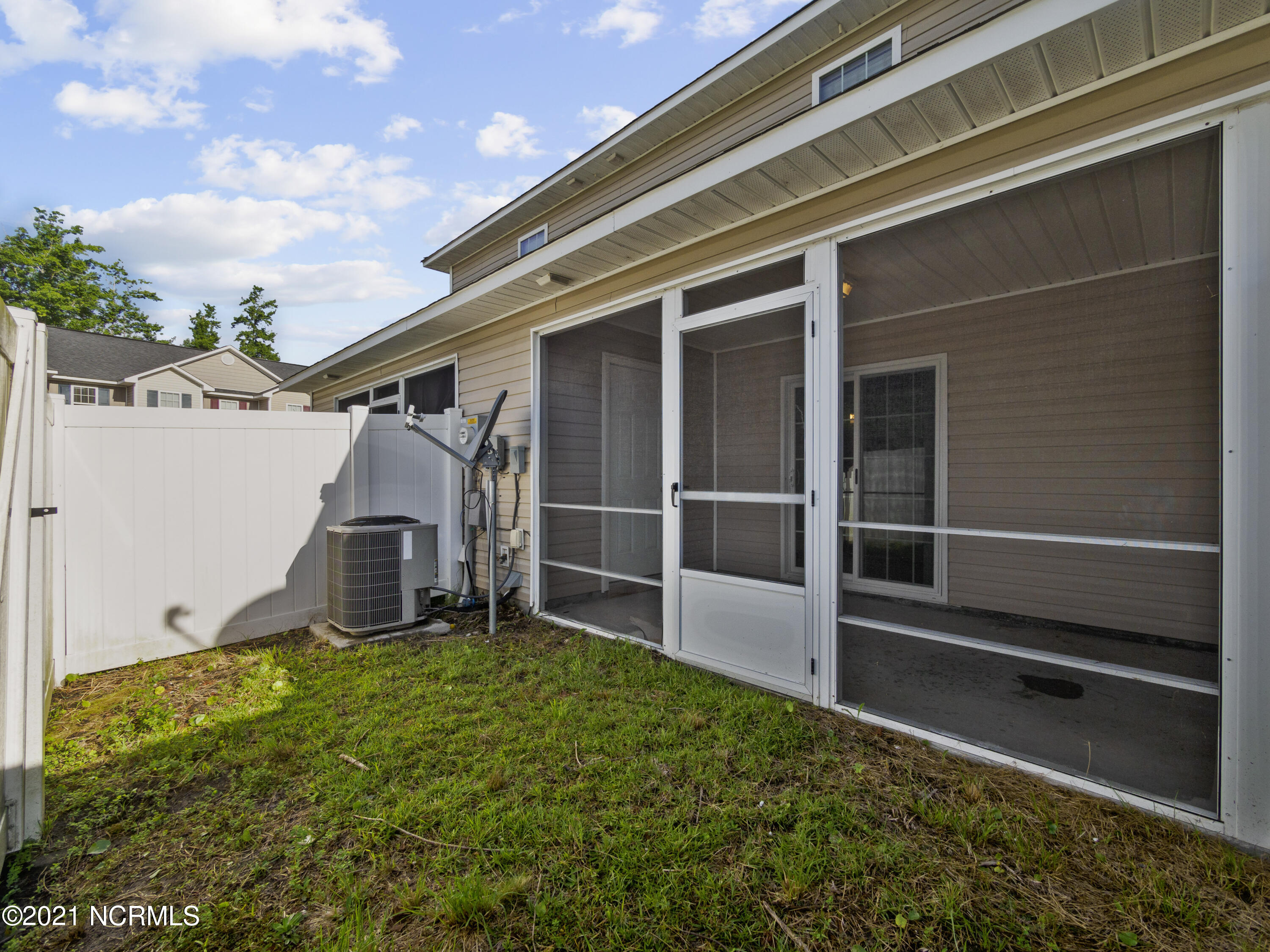 521 Cider Hill Road Jacksonville, NC 28546 - Photo 29 of 34 521 Cider Hill Rd 7