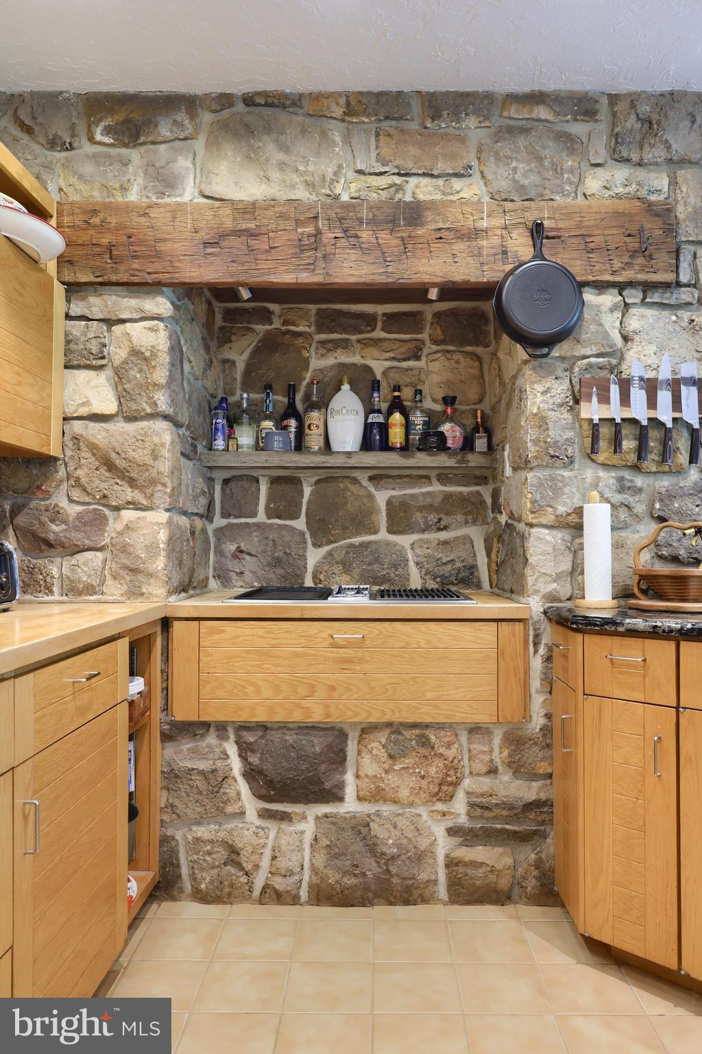 15 Dead End Road Lititz, PA 17543 - Photo 19 of 49 a kitchen with a stove and cabinets