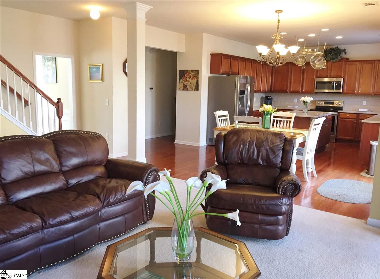 206 Elstar Loop Road Simpsonville, SC 29681 - Photo 11 of 36