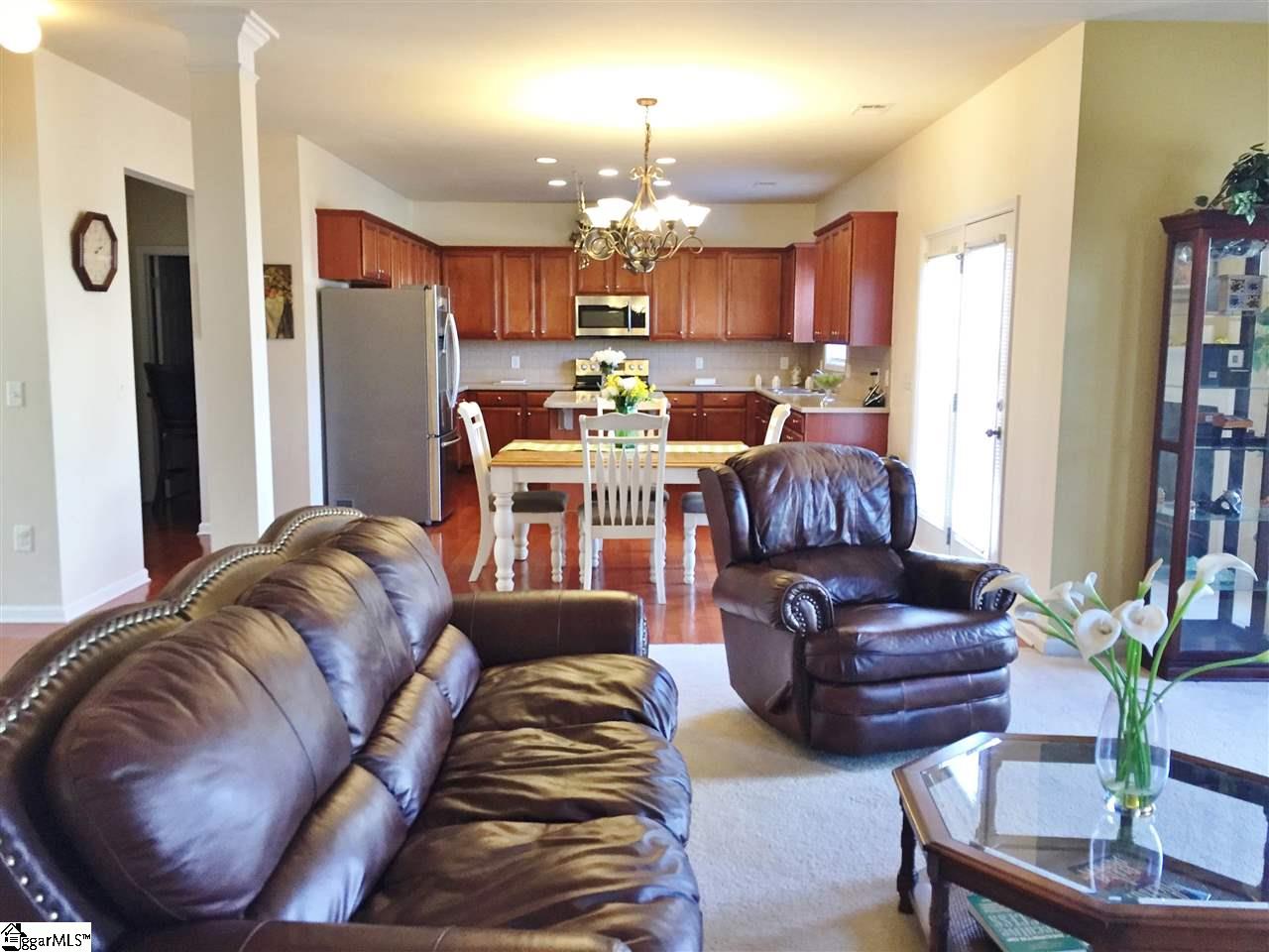 206 Elstar Loop Road Simpsonville, SC 29681 - Photo 10 of 36