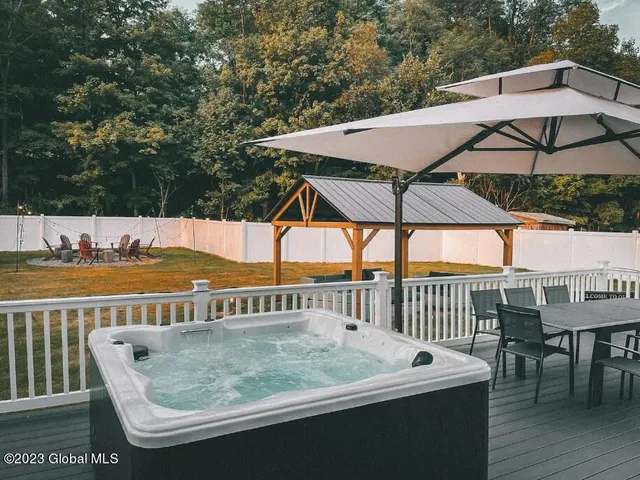 $425,000 | 12112 Highway 23, Prattsville, NY 12468