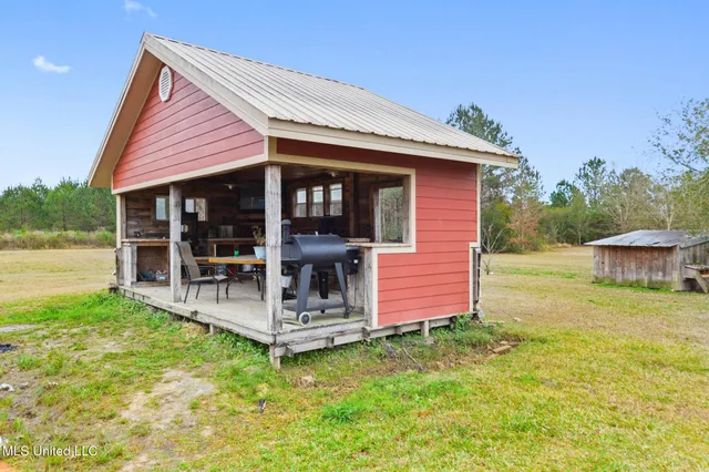 $445,000 | 17920 Rayford Shumock Road, Moss Point, MS 39562