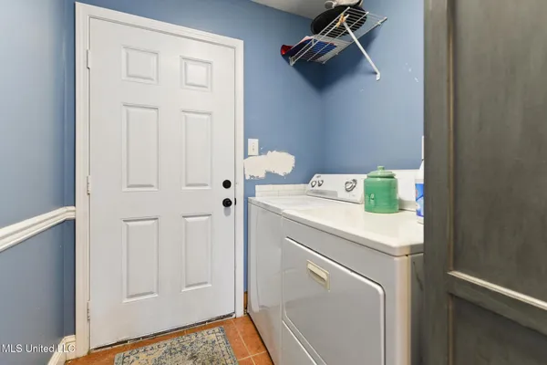 $430,000 | 17920 Rayford Shumock Road, Moss Point, MS 39562