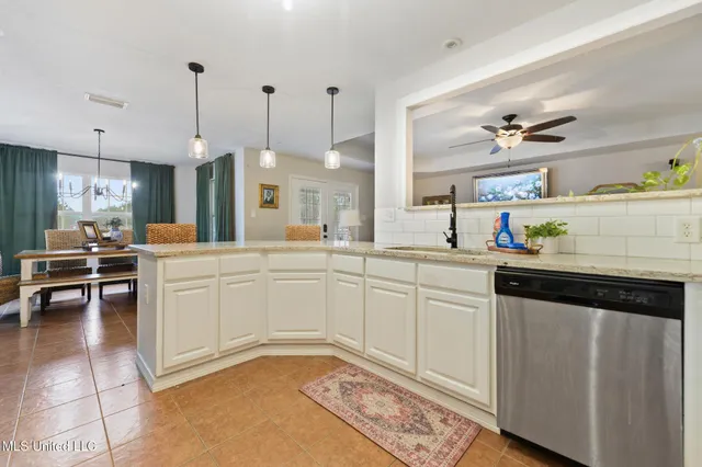 $445,000 | 17920 Rayford Shumock Road, Moss Point, MS 39562