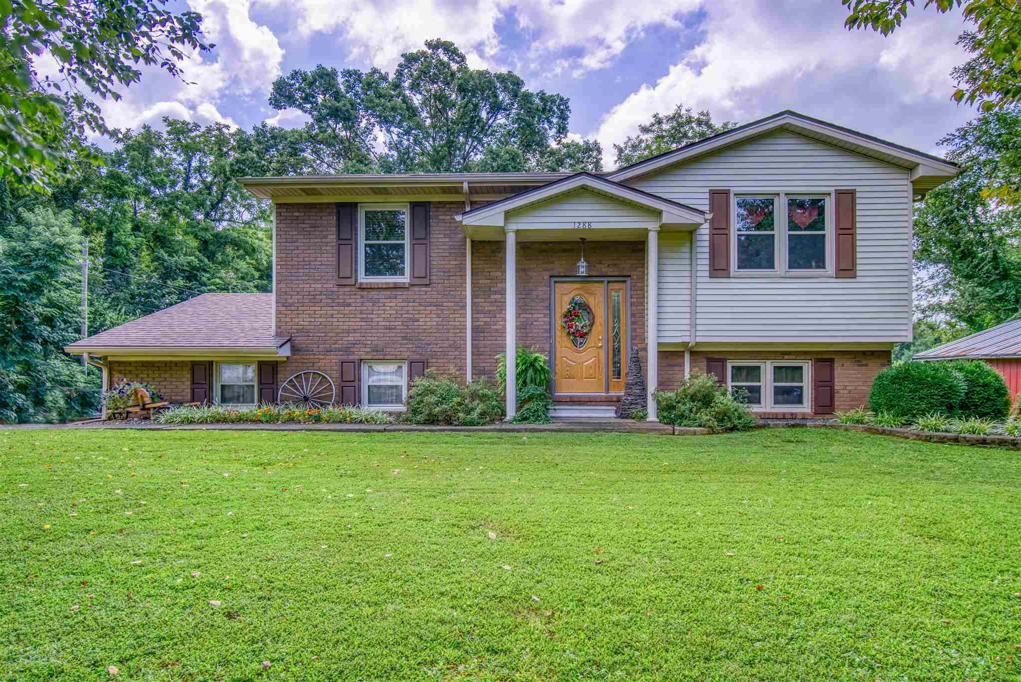 1288 Old Plank Road Newburgh, IN 47630 - Photo 1 of 35 Gallery Image 1