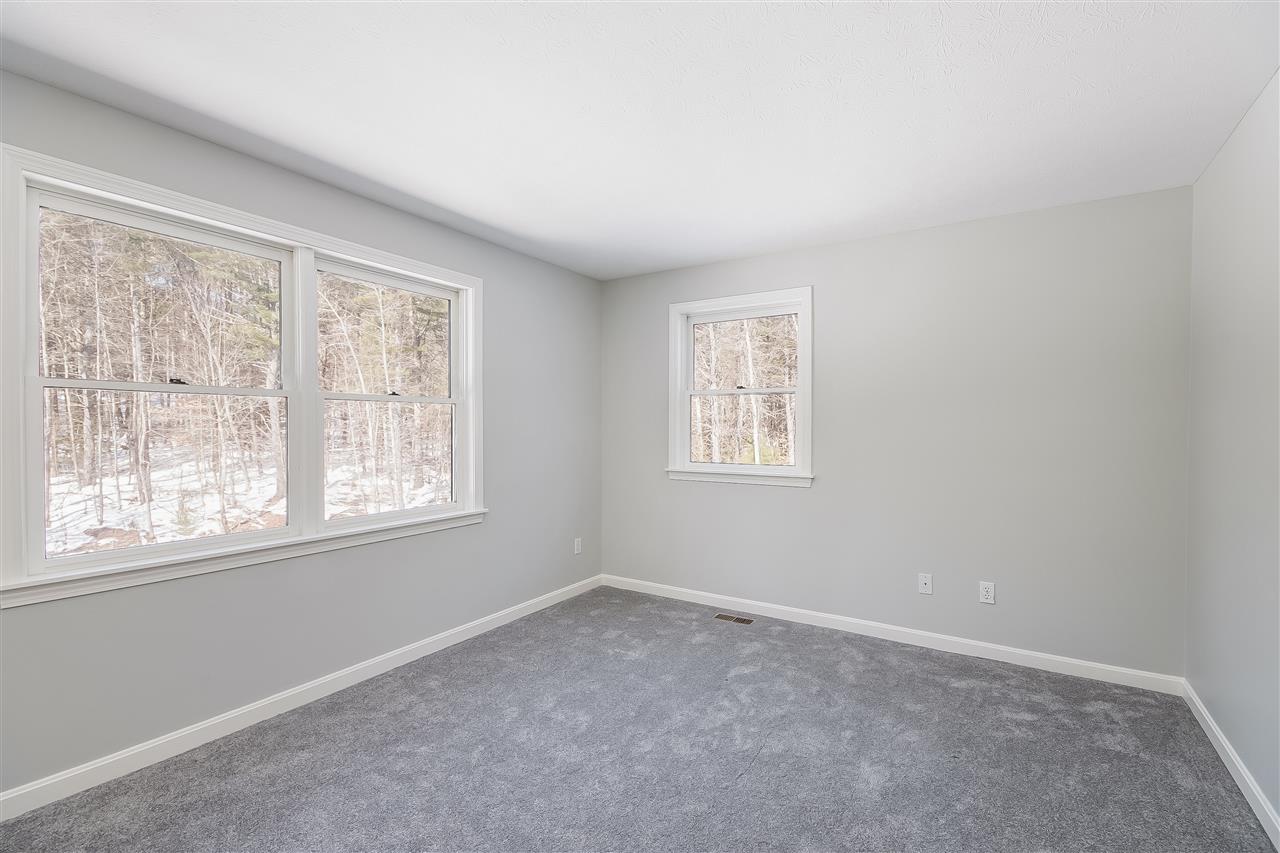 15 Scott Road Bedford, NH 03110 - Photo 23 of 36