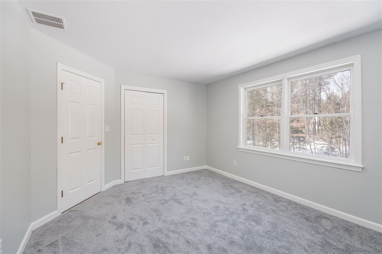 15 Scott Road Bedford, NH 03110 - Photo 24 of 36