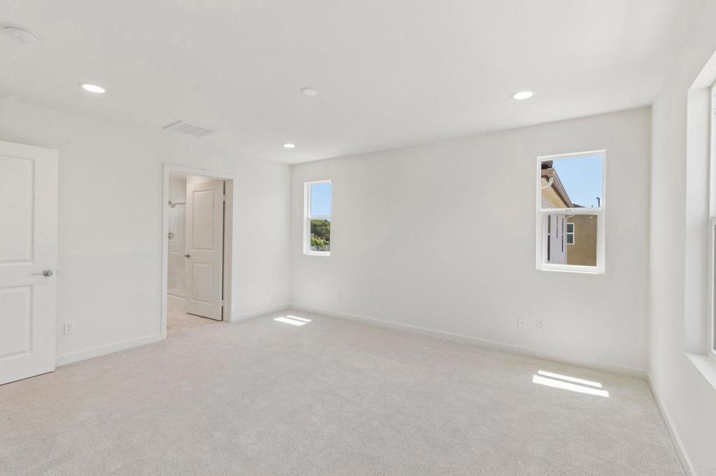 711 Kingbird Loop Oceanside, CA 92058 - Photo 23 of 37