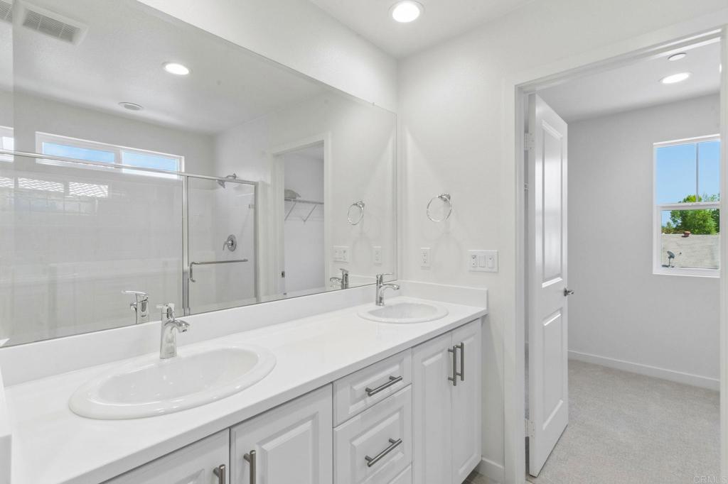 711 Kingbird Loop Oceanside, CA 92058 - Photo 25 of 37
