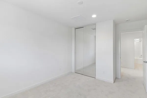 $879,990 | 711 Kingbird Loop, Oceanside, CA 92058