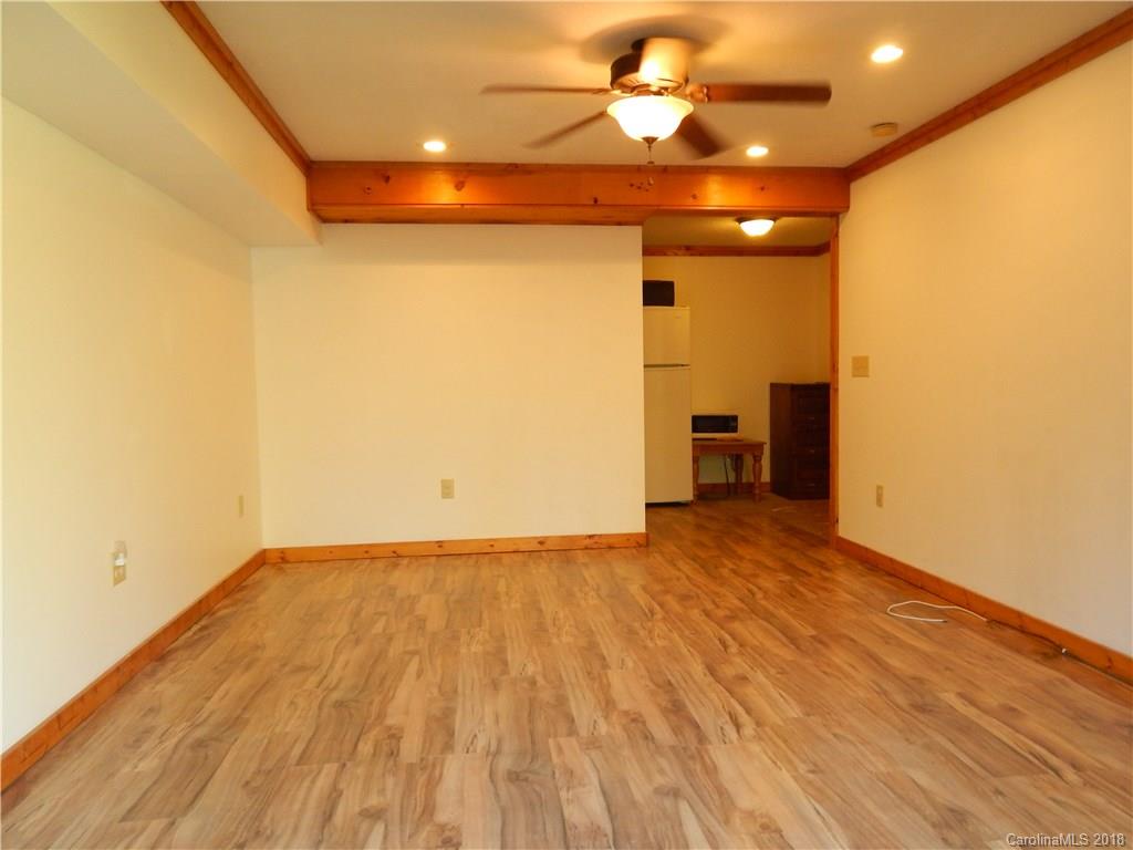 259 Windswept Ridge Road, Unit 11 & 12 Leicester, NC 28748 - Photo 11 of 23