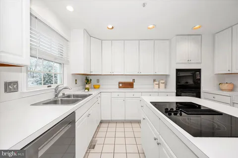 $750,000 | 15825 Glacier Court, North Potomac, MD 20878