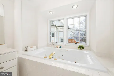 $750,000 | 15825 Glacier Court, North Potomac, MD 20878