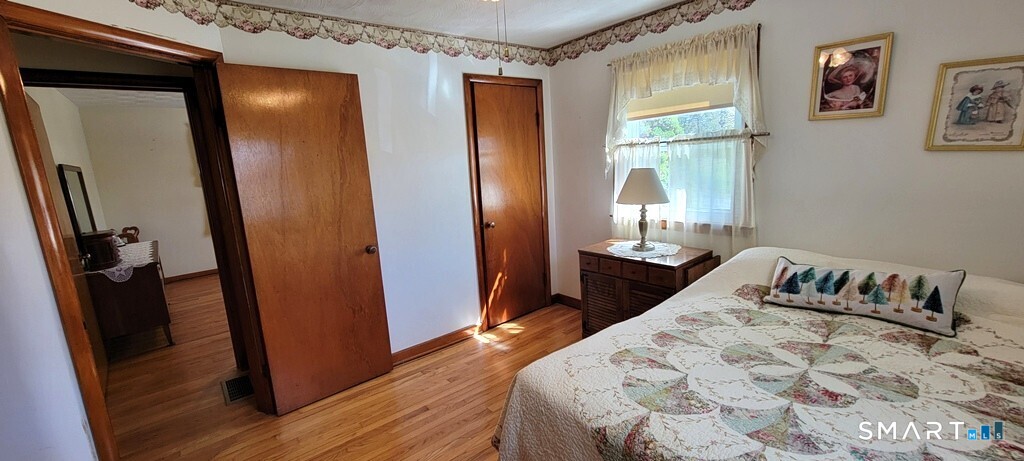 89 Lyman Road Wolcott, CT 06716 - Photo 12 of 28