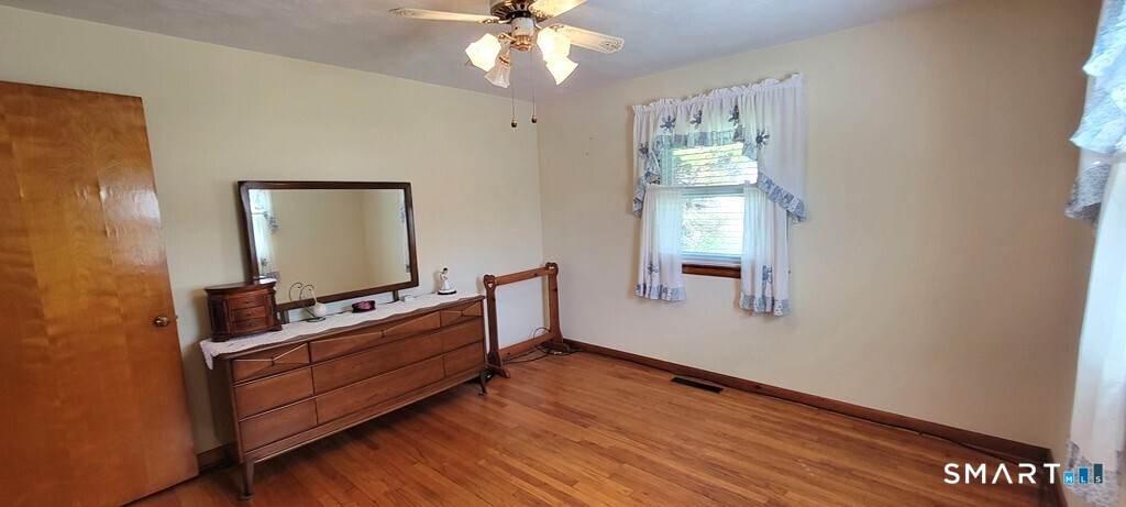 89 Lyman Road Wolcott, CT 06716 - Photo 16 of 28