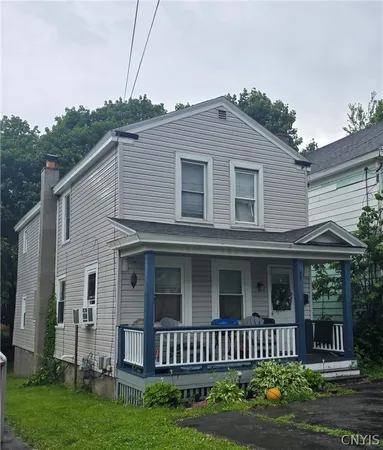 $120,000 | 137 1/2 West Schuyler Street, Oswego, NY 13126