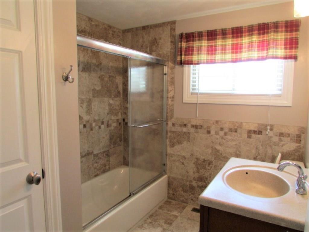 4824 Chippendale Drive Springfield, OH 45503 - Photo 13 of 26