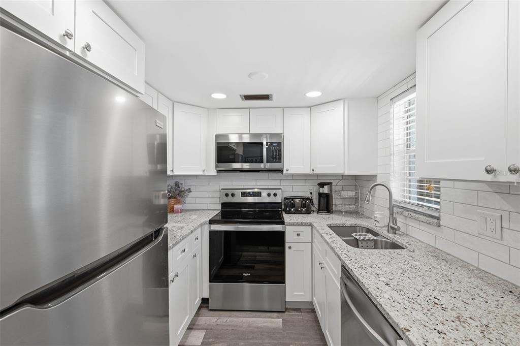 5245 Amulet Drive, Unit 306 New Port Richey, FL 34652 - Photo 14 of 74