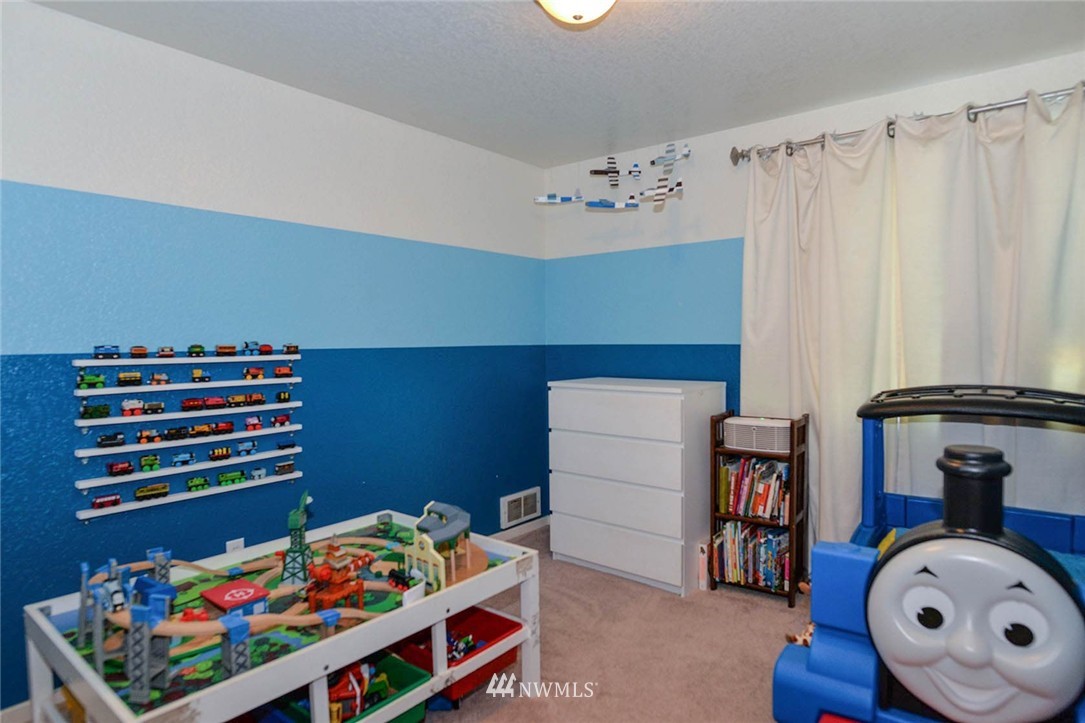 17732 28th Avenue Southeast Bothell, WA 98012 - Photo 11 of 25 Gallery Image 11