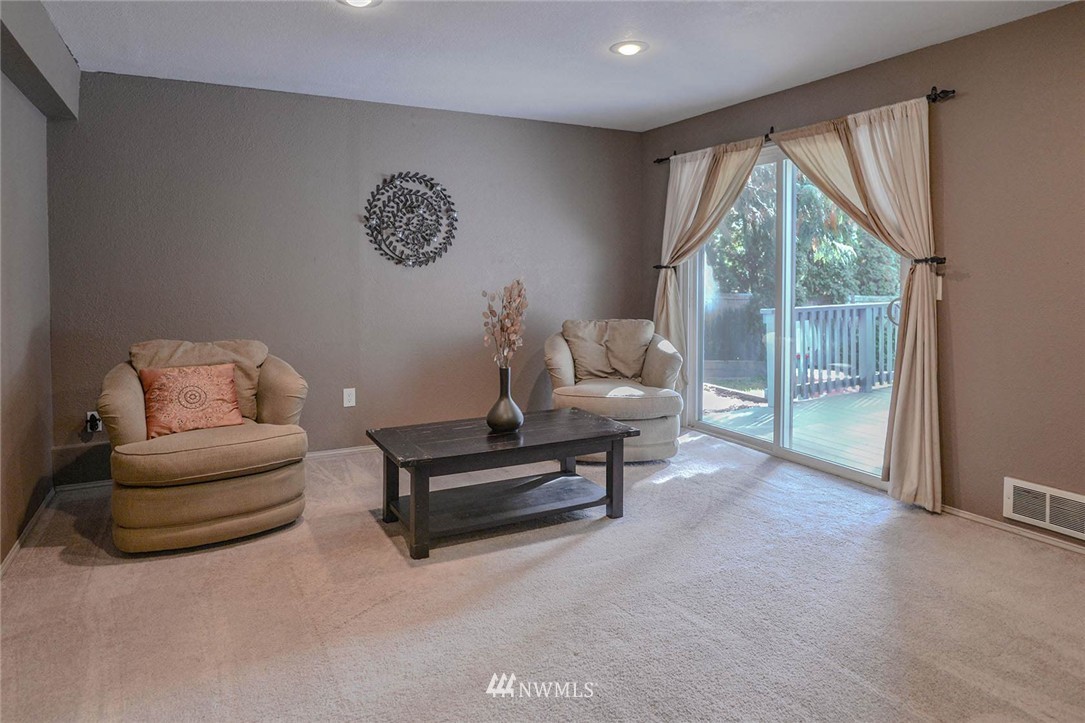 17732 28th Avenue Southeast Bothell, WA 98012 - Photo 14 of 25 Gallery Image 14