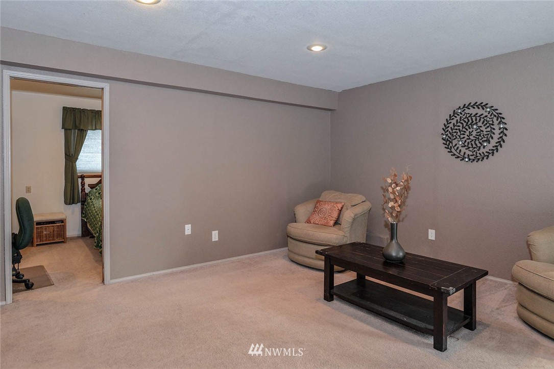 17732 28th Avenue Southeast Bothell, WA 98012 - Photo 15 of 25 Gallery Image 15