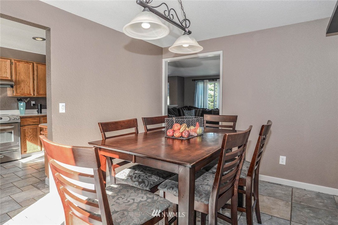 17732 28th Avenue Southeast Bothell, WA 98012 - Photo 6 of 25 Gallery Image 6