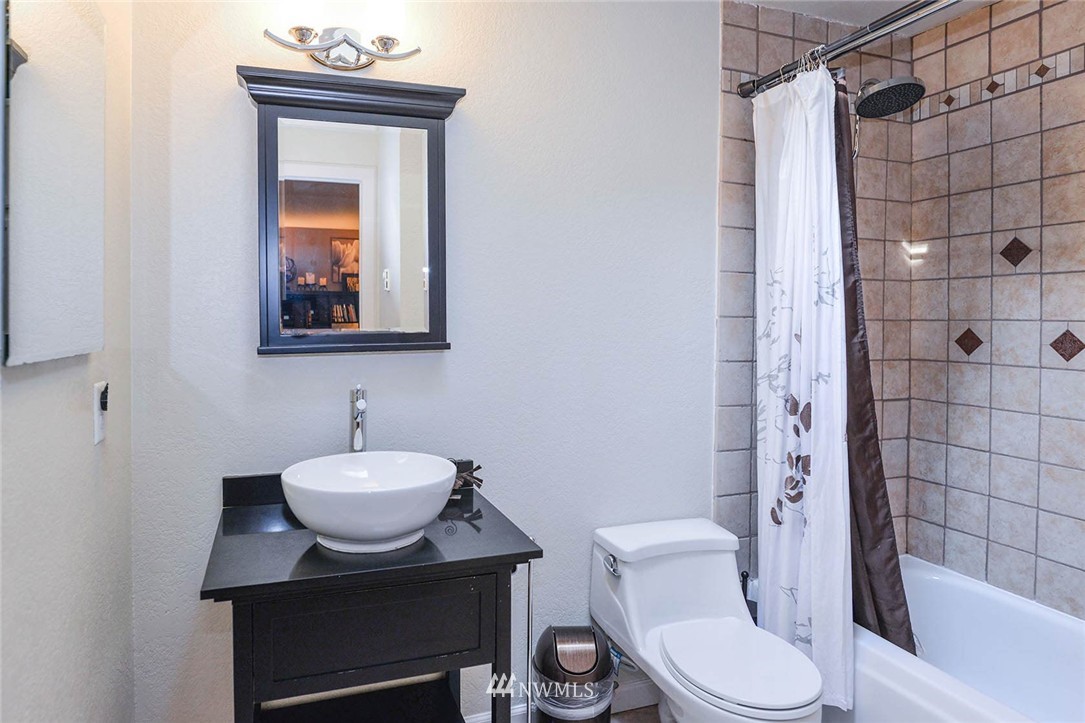 17732 28th Avenue Southeast Bothell, WA 98012 - Photo 10 of 25 Gallery Image 10