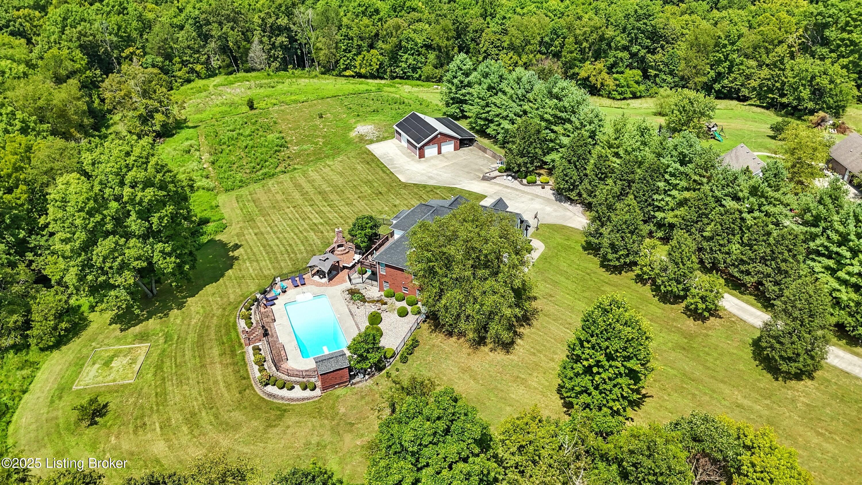 118 Flint Ridge Road Shelbyville, KY 40065 - Photo 64 of 79 118flintridge_louisvillerealestatemedia_