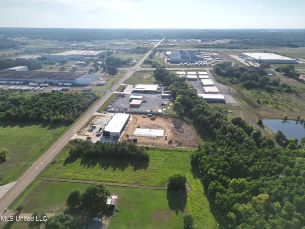 $2,065,000 | 571 Church Road, Gluckstadt, MS 39110