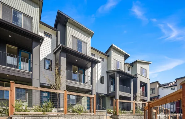 $824,990 | 26540 Northeast 143rd Circle, Unit 33C, Duvall, WA 98019