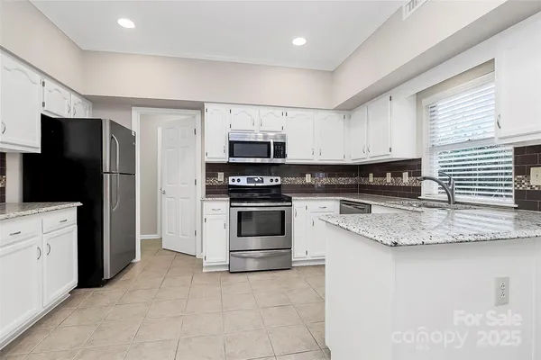 $535,000 | 12313 Landing Green Drive, Charlotte, NC 28277