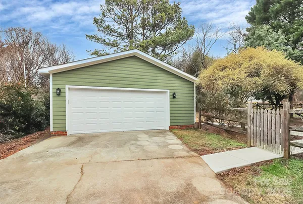 $535,000 | 12313 Landing Green Drive, Charlotte, NC 28277