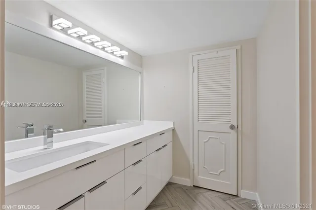 $4,200 | 9341 East Bay Harbor Drive, Unit 6D, Bay Harbor Islands, FL 33154