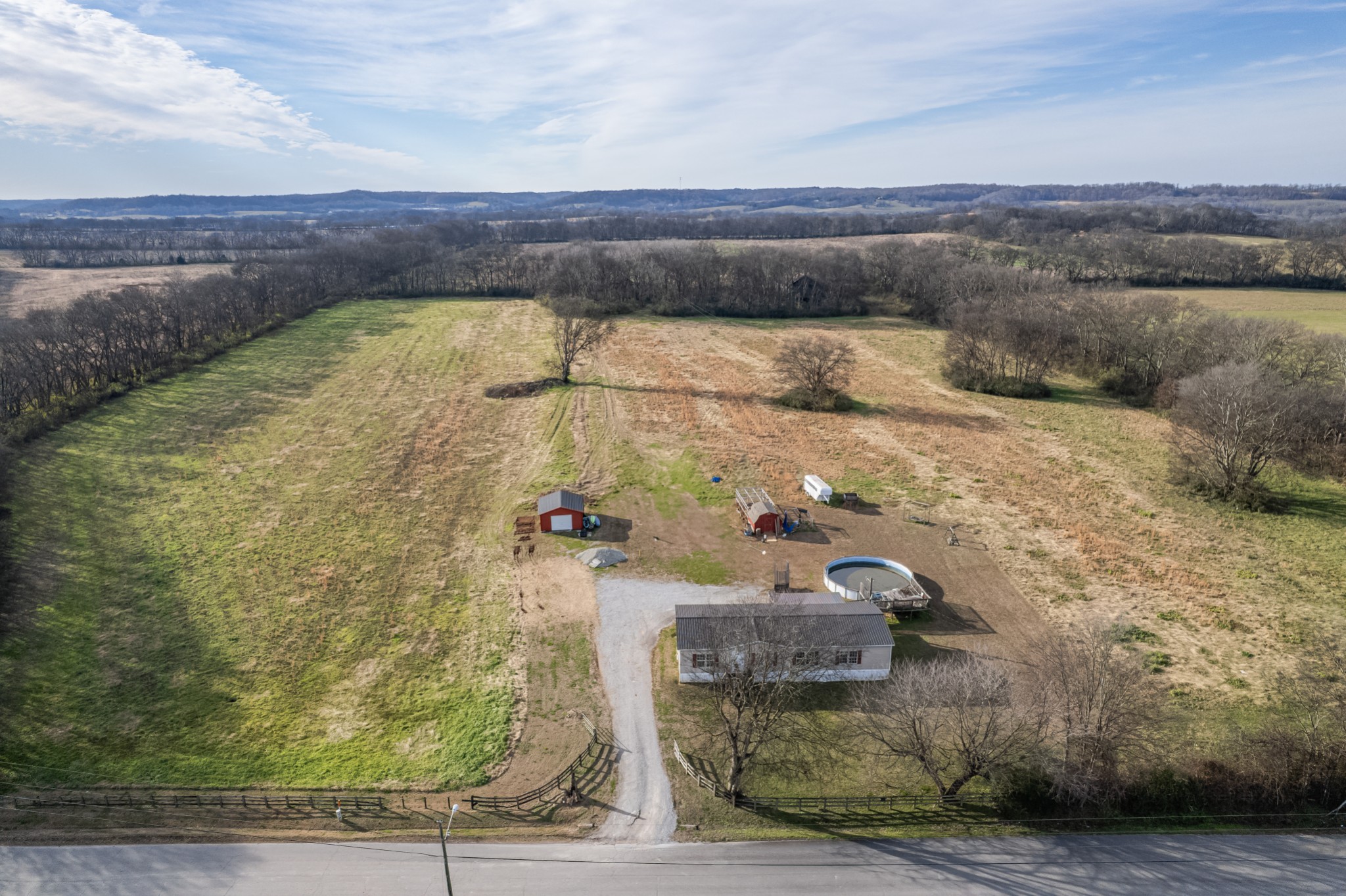 815 South Cross Bridges Road Mount Pleasant, TN 38474 - Photo 23 of 62 a view of swimming pool