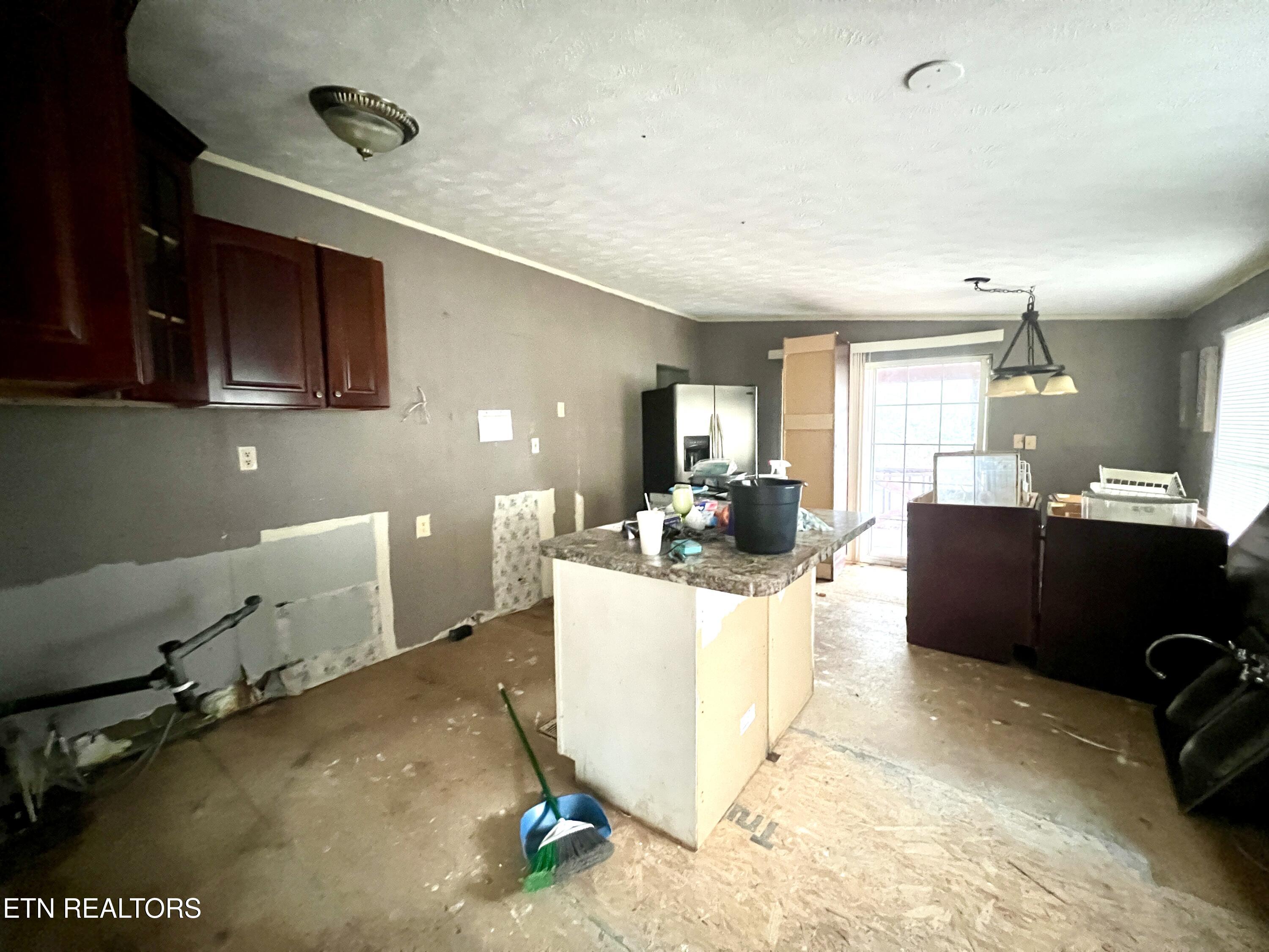 2736 Cedar Bluff Road Sevierville, TN 37876 - Photo 14 of 23 20251204_133830488_iOS