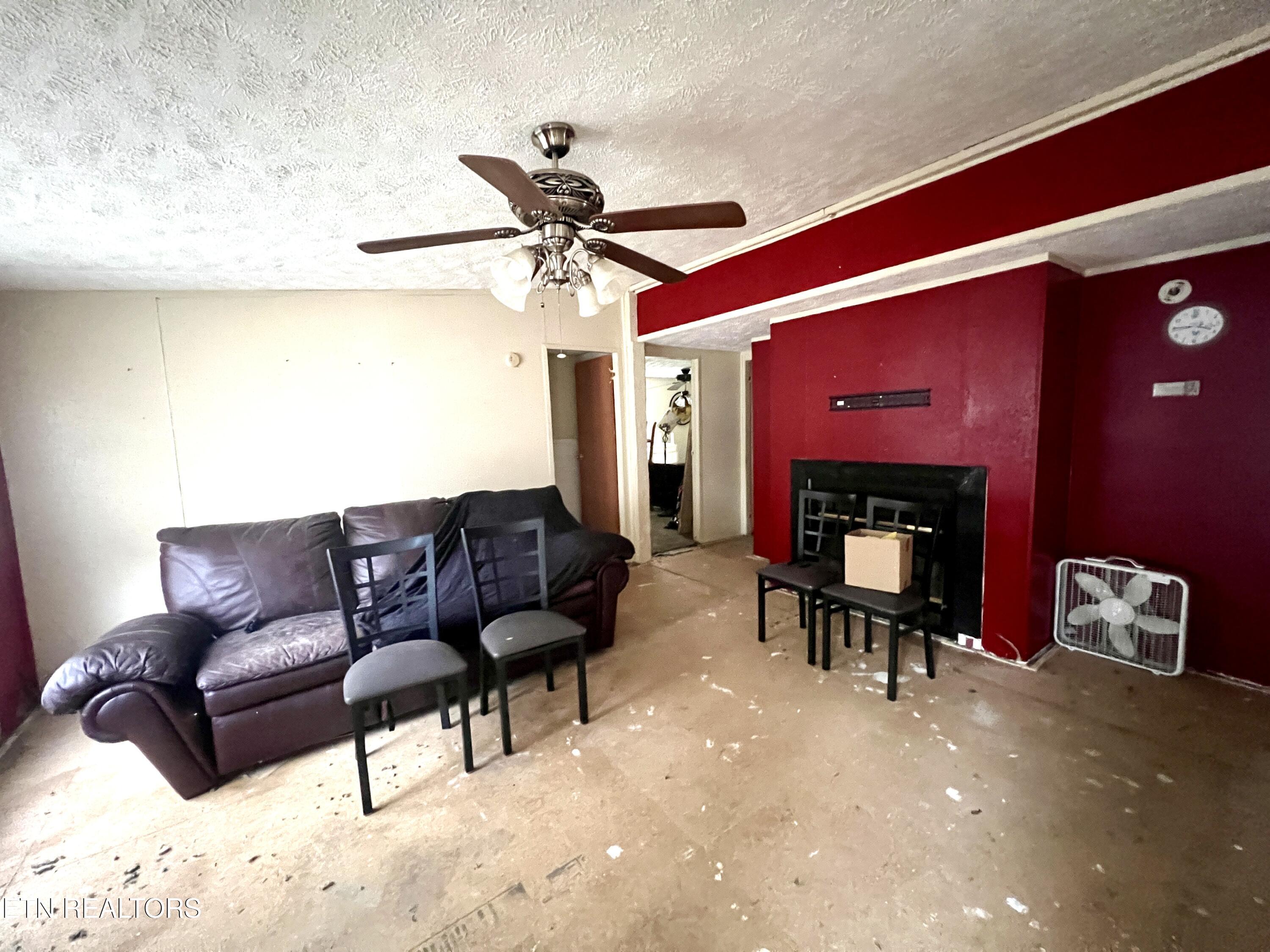 2736 Cedar Bluff Road Sevierville, TN 37876 - Photo 16 of 23 20251204_133857356_iOS