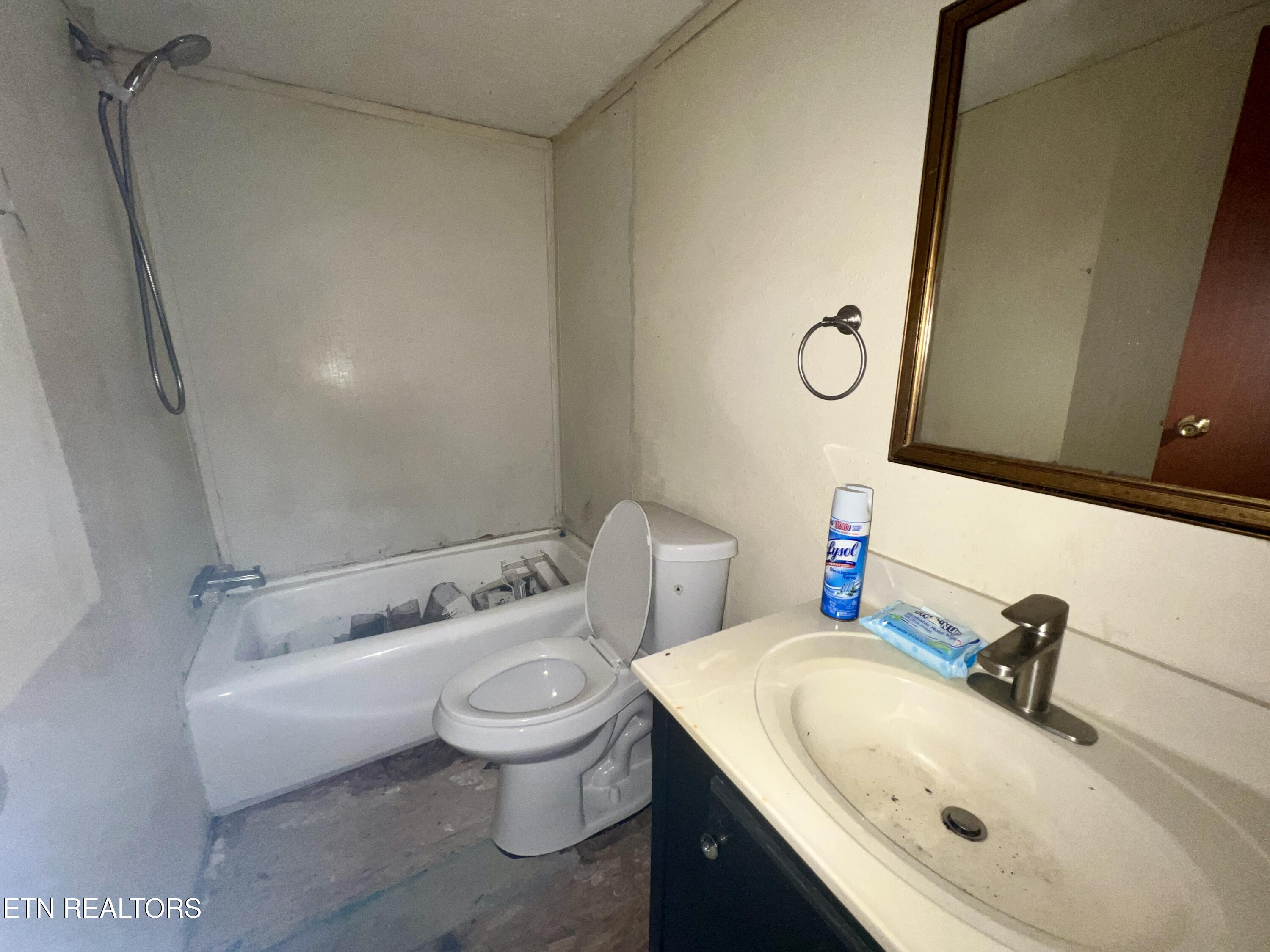 2736 Cedar Bluff Road Sevierville, TN 37876 - Photo 23 of 23 20251204_134030996_iOS