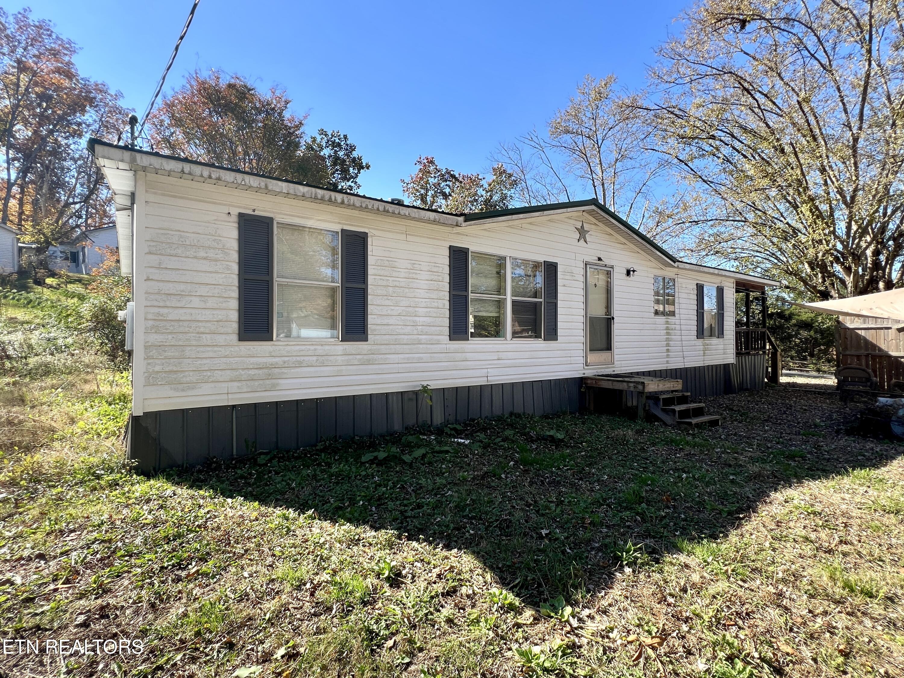 2736 Cedar Bluff Road Sevierville, TN 37876 - Photo 3 of 23 20251106_170821713_iOS