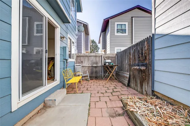 $385,000 | 275 Settlement Lane, Unit D4, Elizabeth, CO 80107