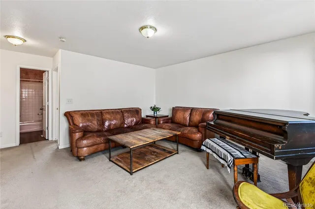 $385,000 | 275 Settlement Lane, Unit D4, Elizabeth, CO 80107