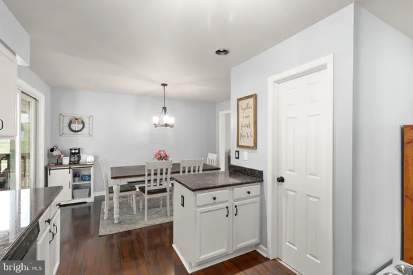 $430,000 | 3190 Vista Court, New Windsor, MD 21776