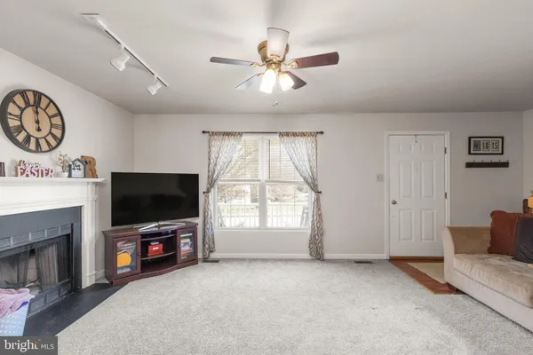 $430,000 | 3190 Vista Court, New Windsor, MD 21776