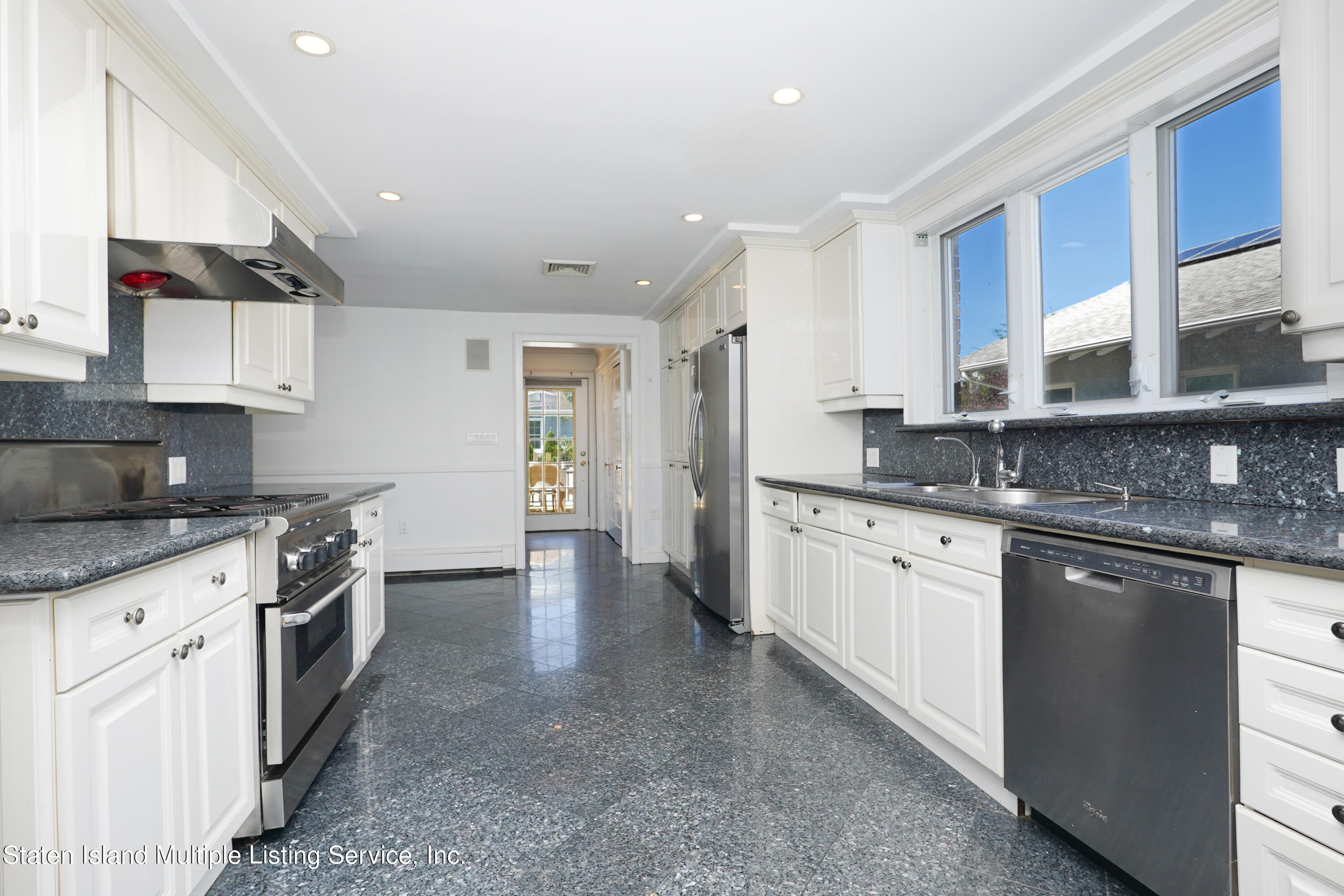 3-33 B 143 Street Queens, NY 11694 - Photo 13 of 45 Photo Feb 01 2023, 10 54 34 AM