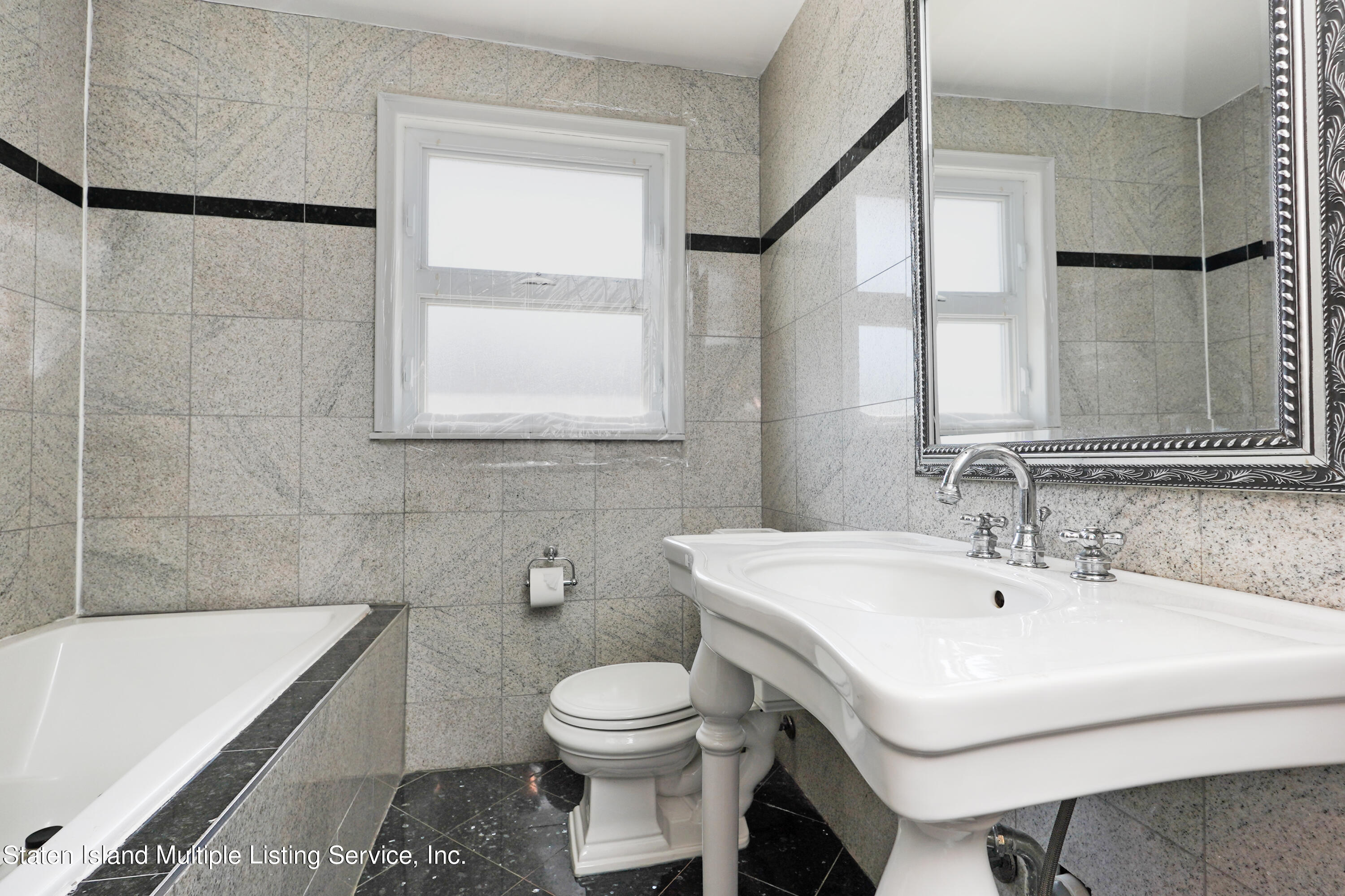 3-33 B 143 Street Queens, NY 11694 - Photo 26 of 45 Photo Feb 01 2023, 10 44 02 AM