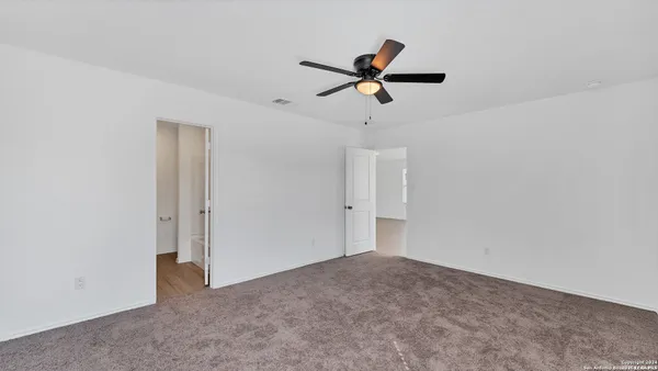 $1,950 | 332 Elephants Ear Drive, New Braunfels, TX 78130