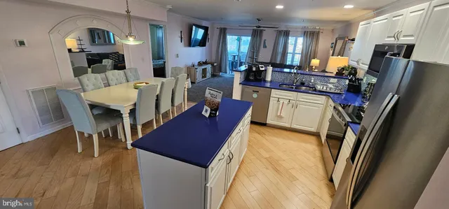 $2,100 | 3300 Sanibel Circle, Unit 3301, Rehoboth Beach, DE 19971