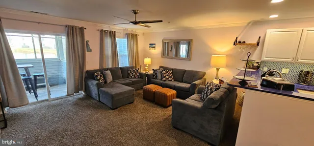 $2,100 | 3300 Sanibel Circle, Unit 3301, Rehoboth Beach, DE 19971