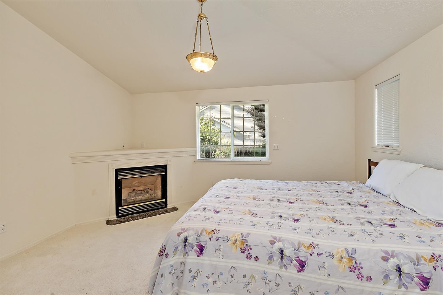 4705 Hillcrest Road Medford, OR 97504 - Photo 17 of 30 Additional Photo
