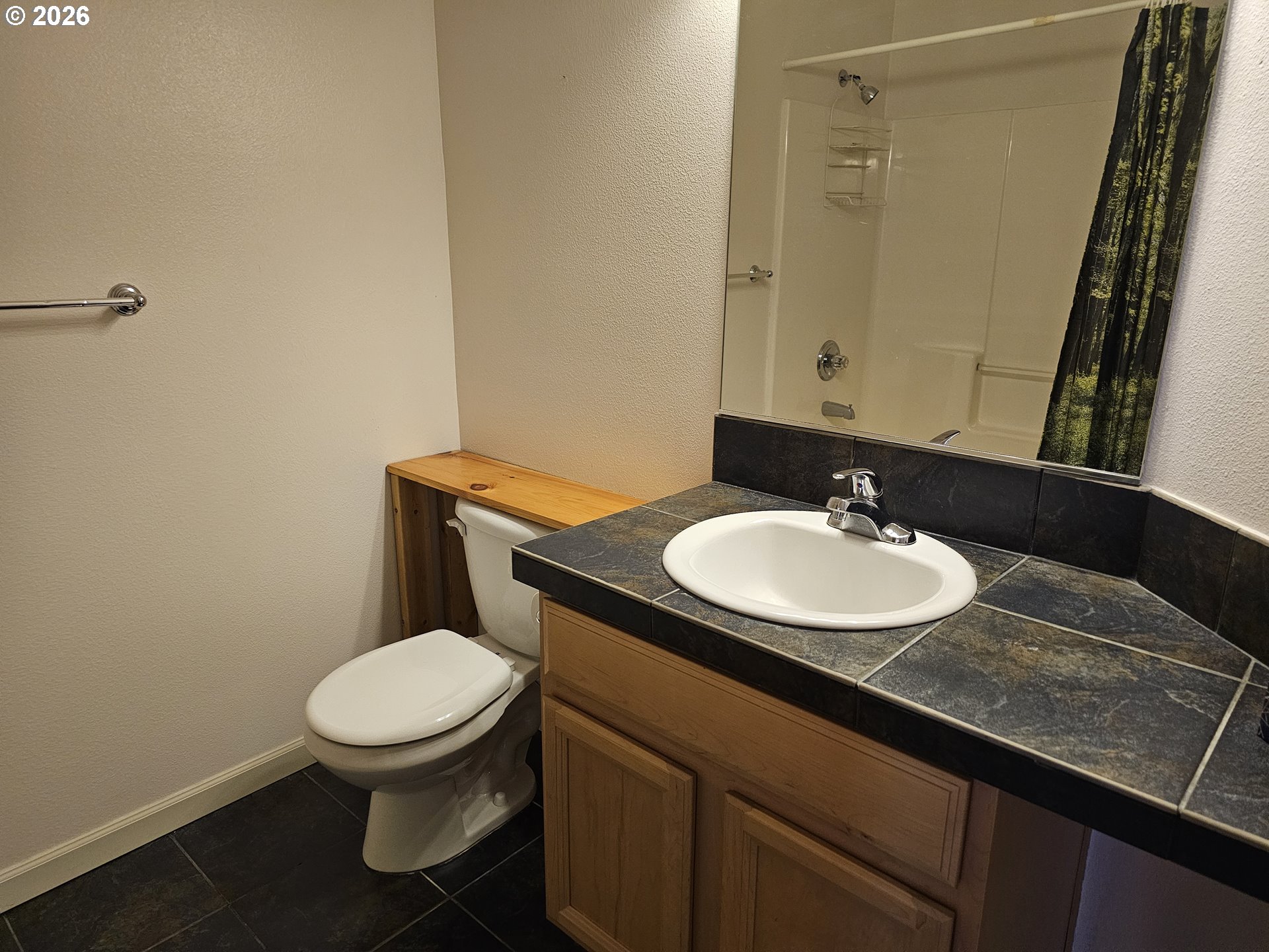 17375 Ruben Lane, Unit 28 Sandy, OR 97055 - Photo 16 of 28 Bathroom